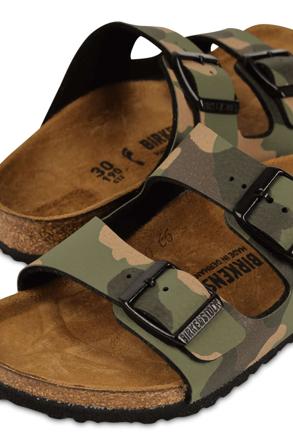 תמונת תקריב של מידות 26-35 כפכפי אריזונה במראה קמופלאז