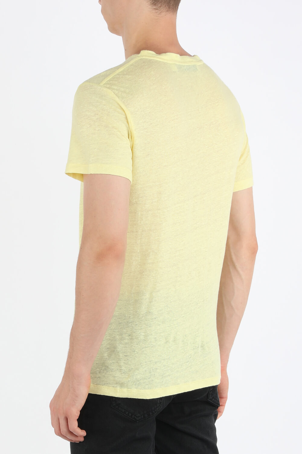 תמונת דוגמן אחורית של טישירט בצהוב בננה