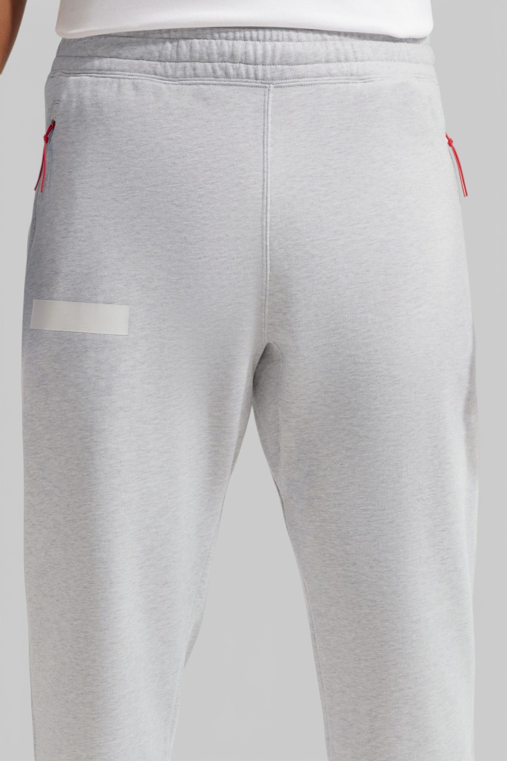 תמונת דוגמן אחורית של חליפת שני חלקים נייקי X טום סאקס