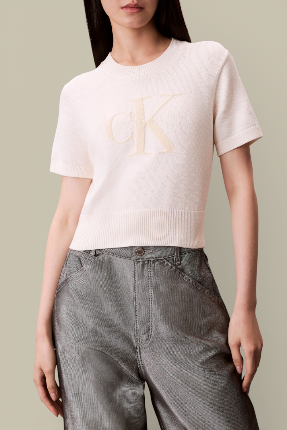 תמונת דוגמן קידמית של חולצת סריג