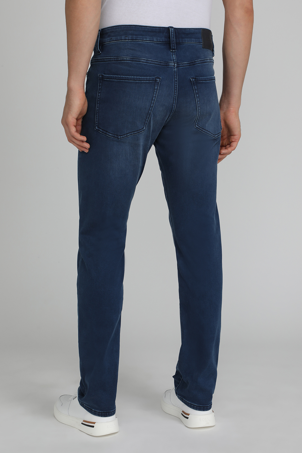 מכנס ג'ינס בגזרת סלים BOSS