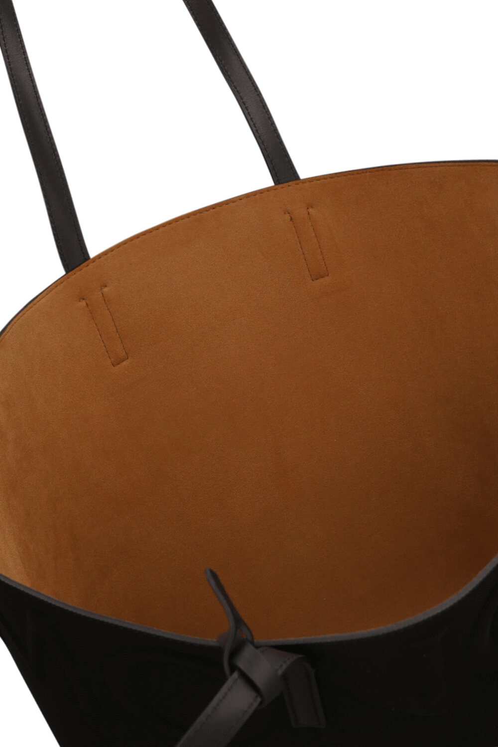 תמונת פנים של תיק נשיאה