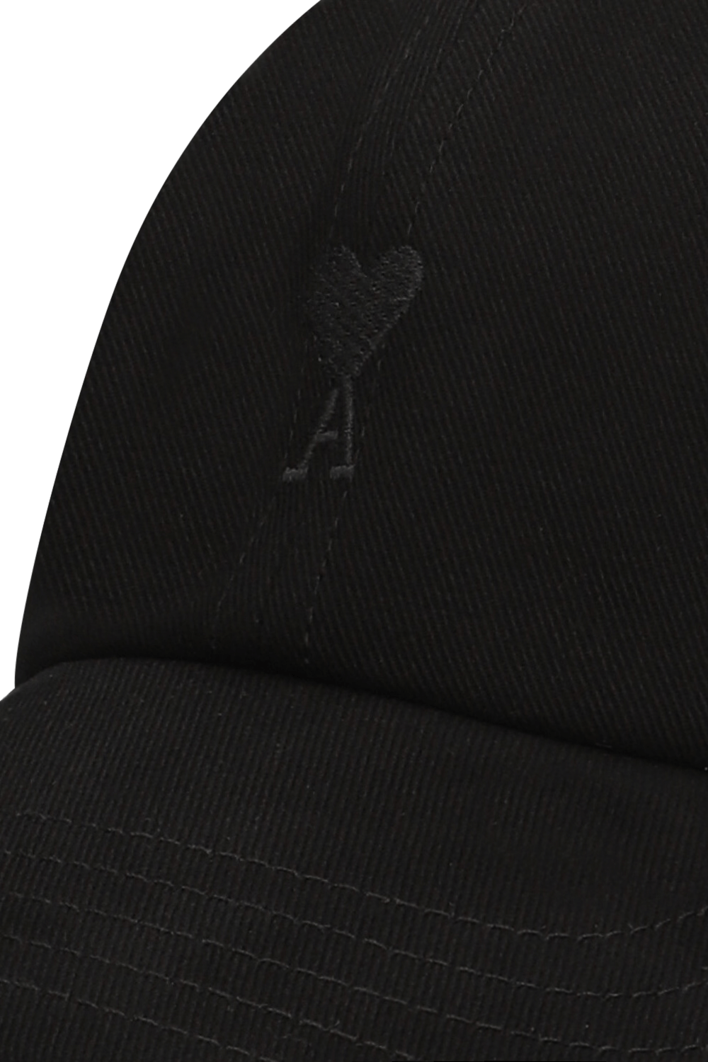 תמונת תקריב של כובע מצחייה