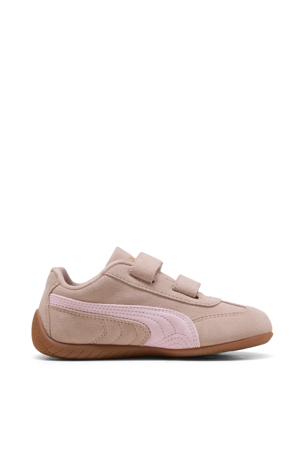 תמונה קידמית של נעלי סניקרס