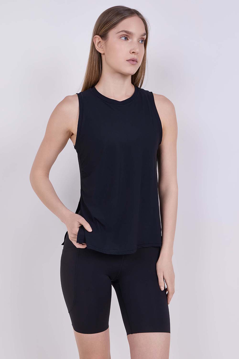 תמונת דוגמן קידמית של Side-Ruched Running Tank Top