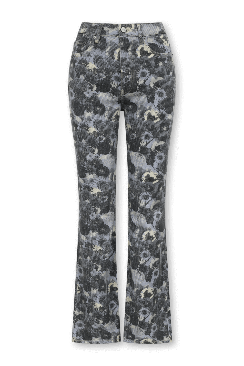 תמונה קידמית של מכנסי ג'ינס מתרחבים עם הדפס פרחוני