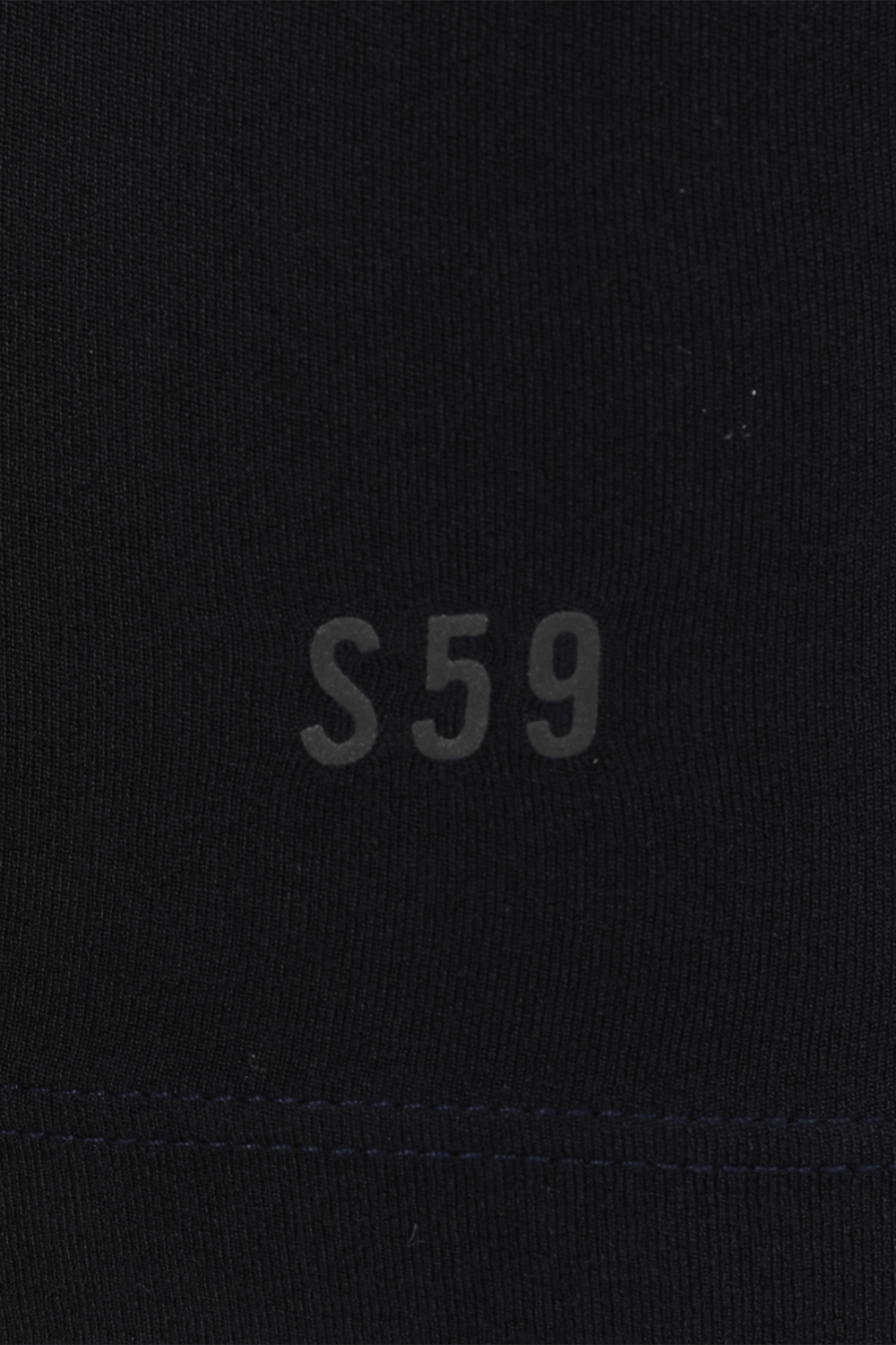 תמונה אחורית של מכנסי טייץ אייר-ווייט באורך 7/8