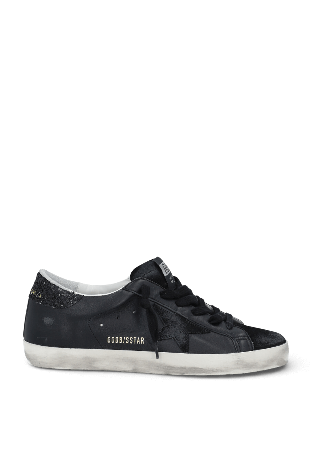 תמונה קידמית של נעלי סניקרס סופר סטאר