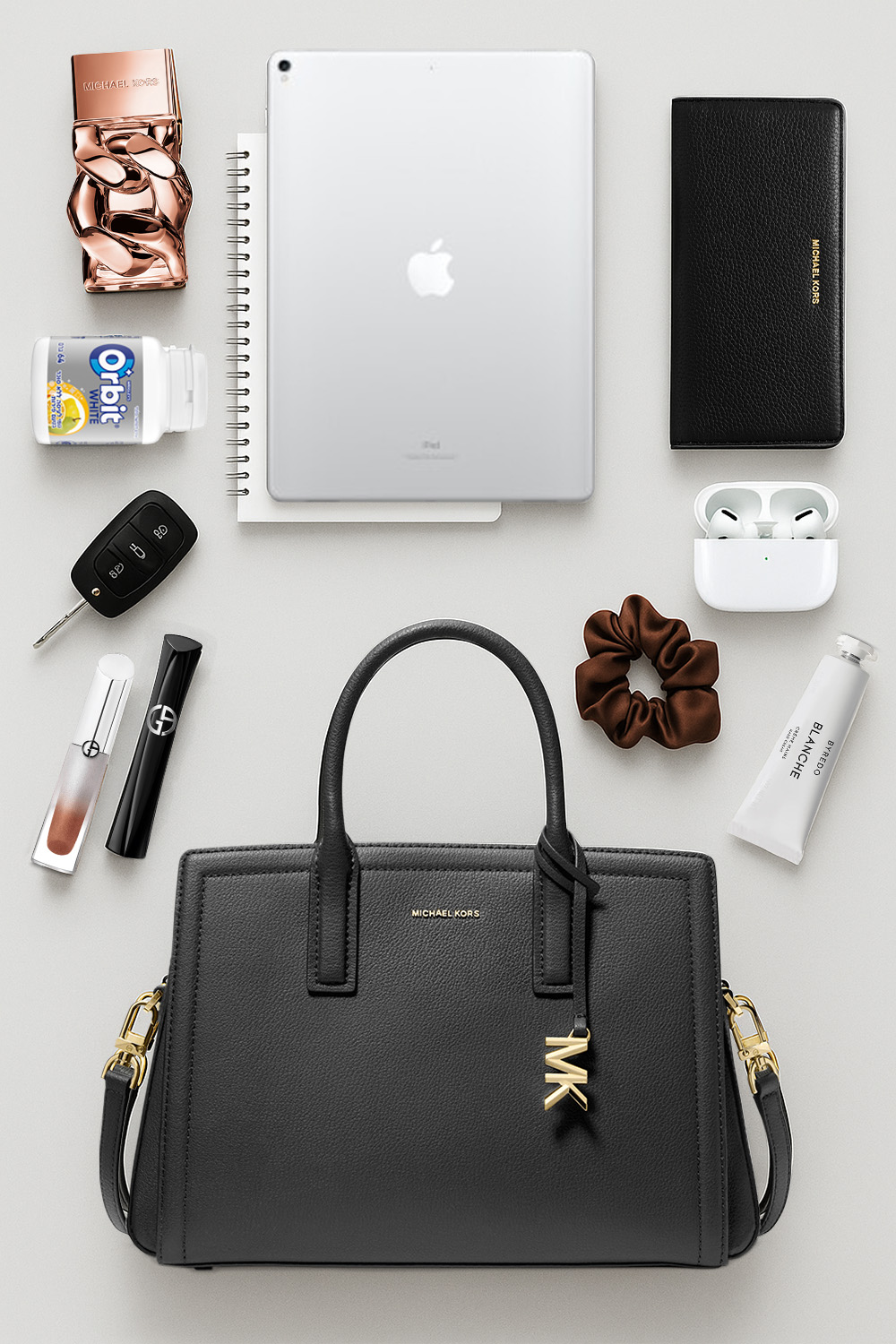 תמונת אווירה של תיק נשיאה ליילה מדיום