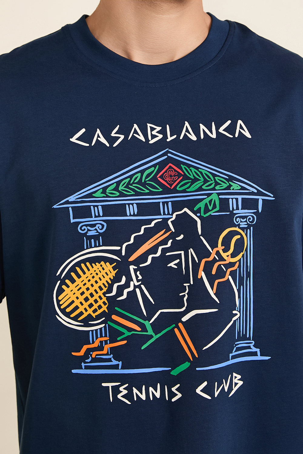 תמונת תקריב דוגמן של חולצת טי