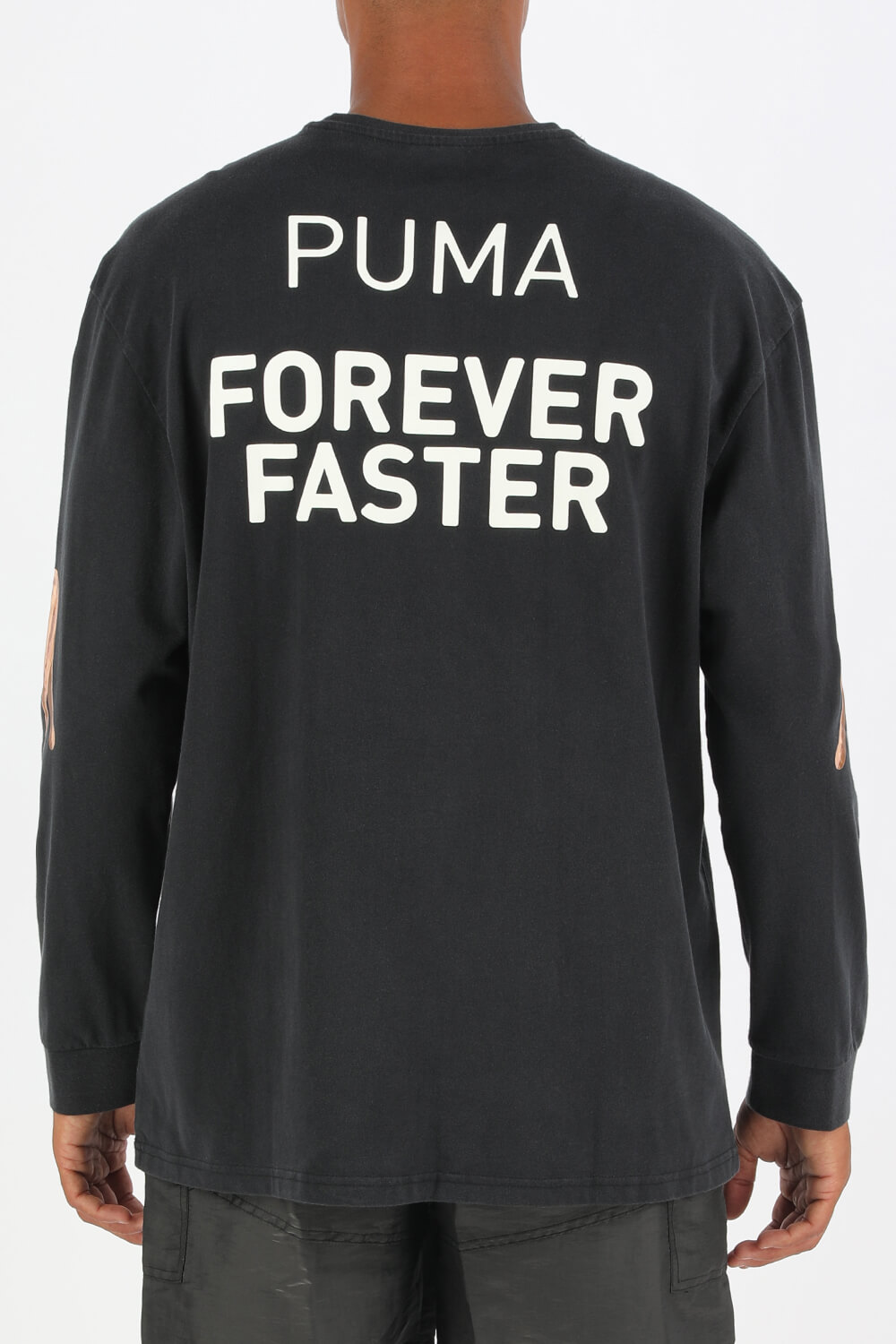 תמונת דוגמן אחורית של Puma X Rhuigi Shirt in Black