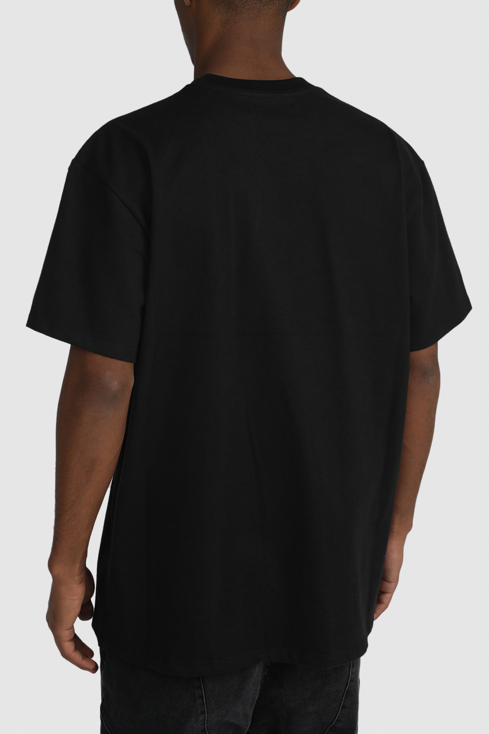 תמונת תקריב דוגמן של חולצת טי