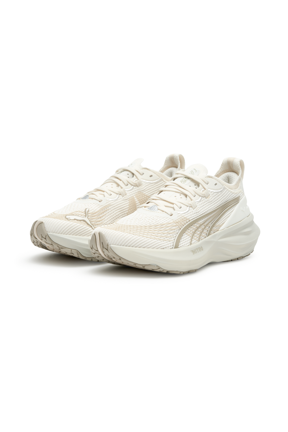 תמונת תקריב של נעלי ריצה פוראבר ראן ניטרו 2