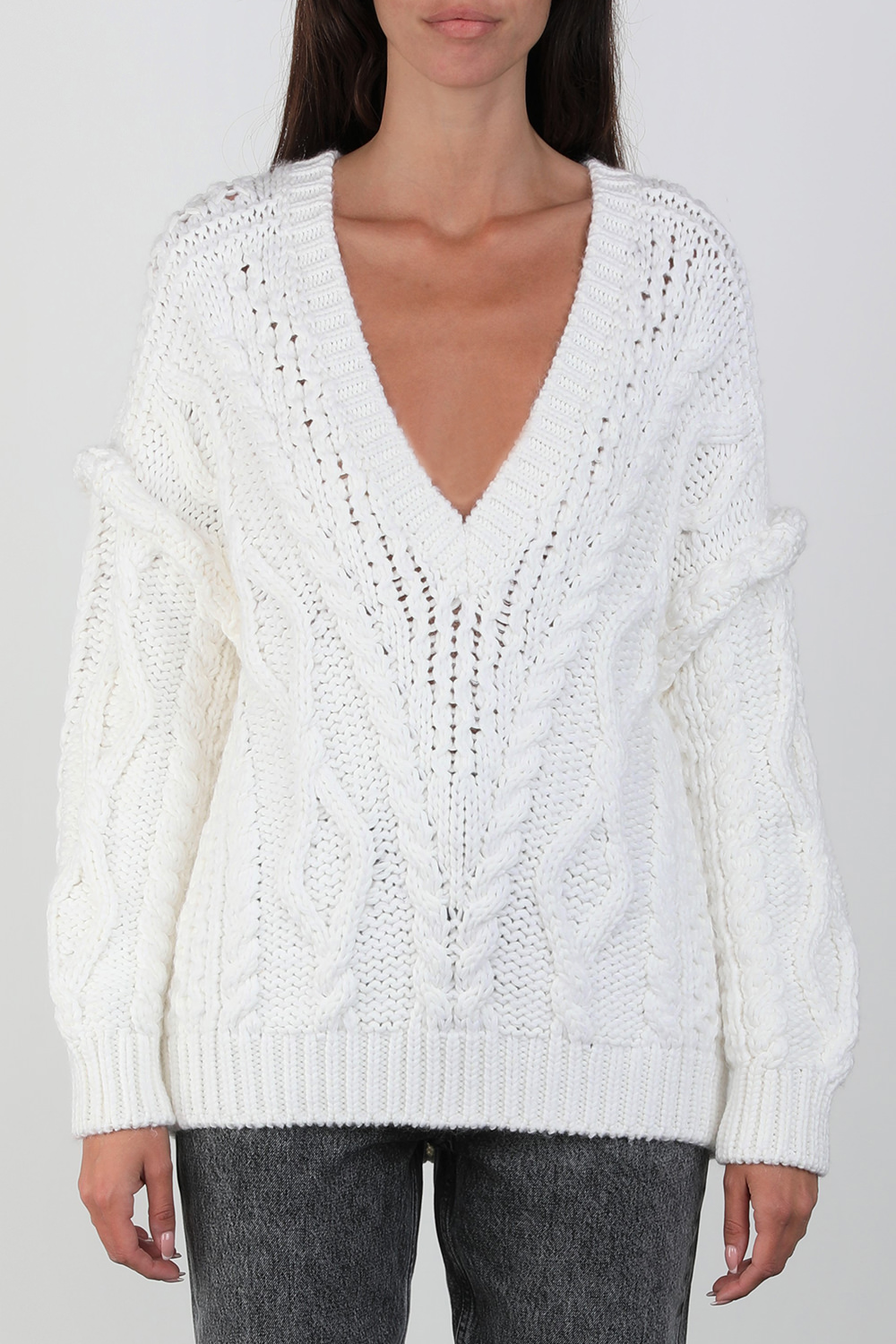 תמונת דוגמן קידמית של Prade Sweater In White