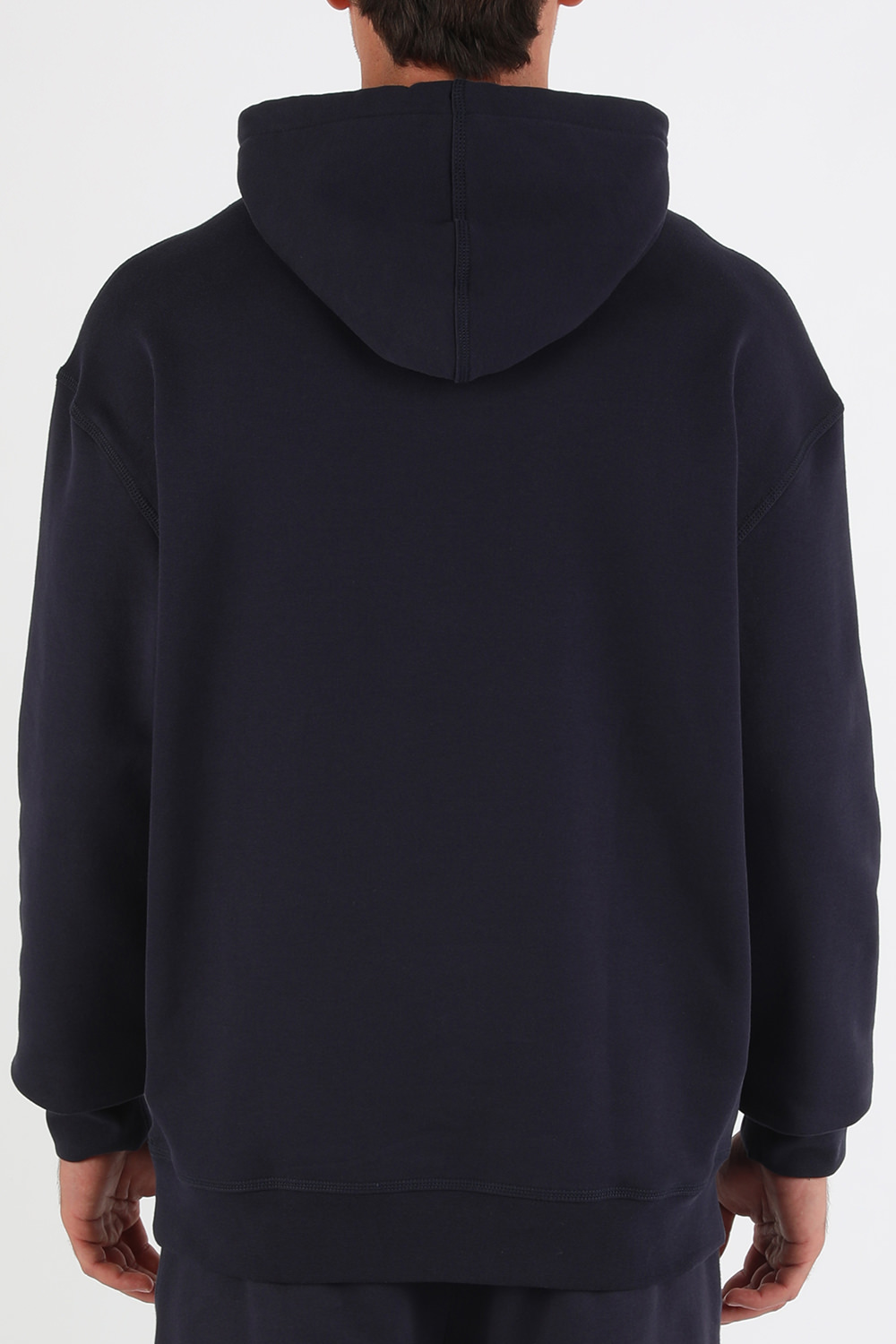 תמונת דוגמן אחורית של בוס X ראסל אתלטיק סווטשירט ממותג עם קפוצ'ון בגוון כחול