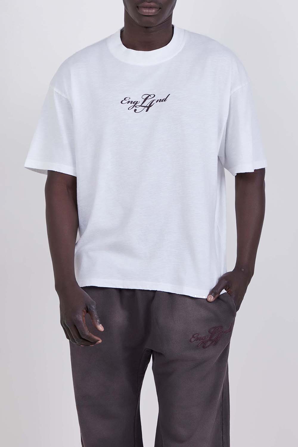 תמונת דוגמן קידמית של חולצת טי