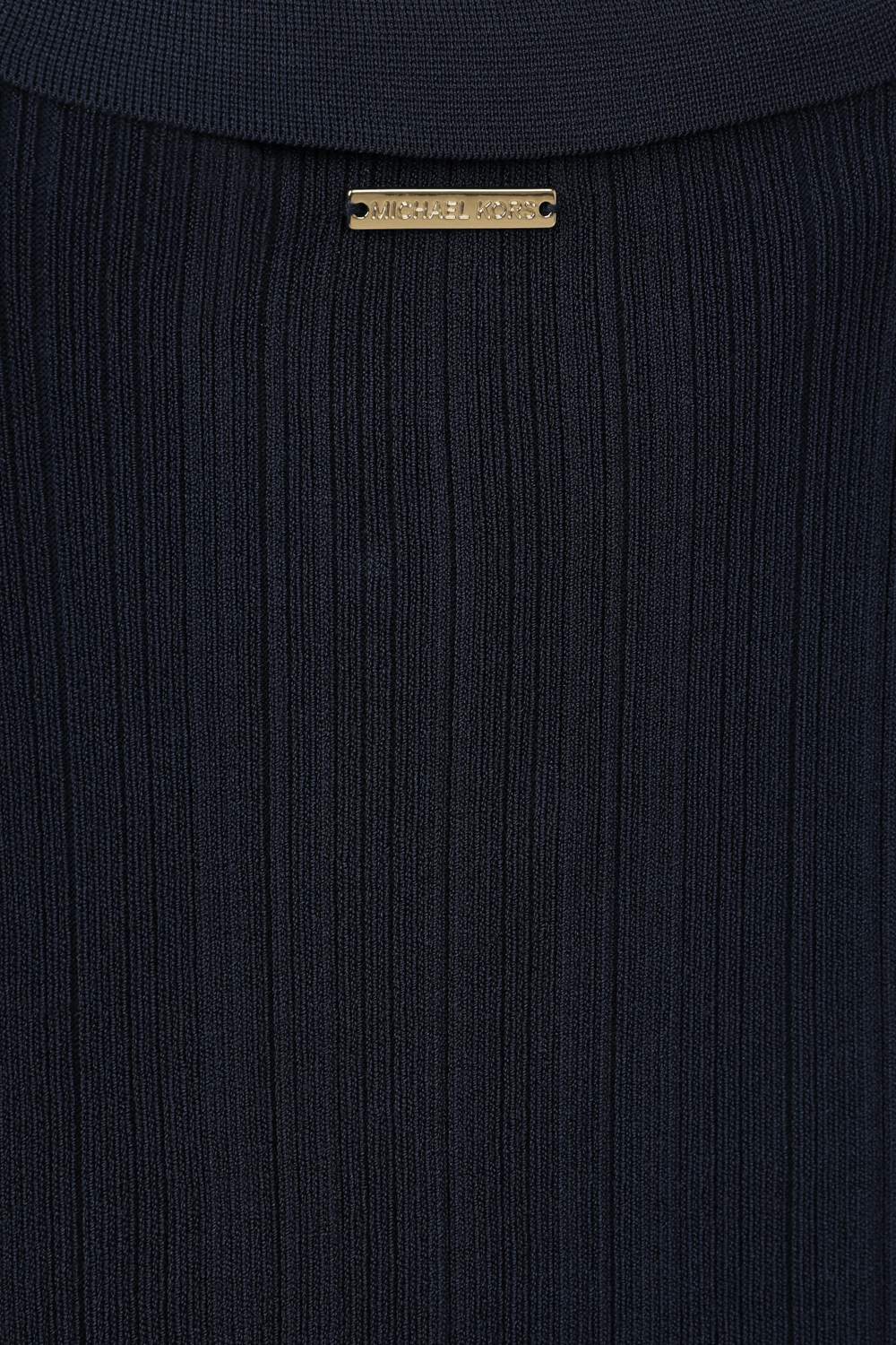 תמונה אחורית של Button Polo Shirt in Black