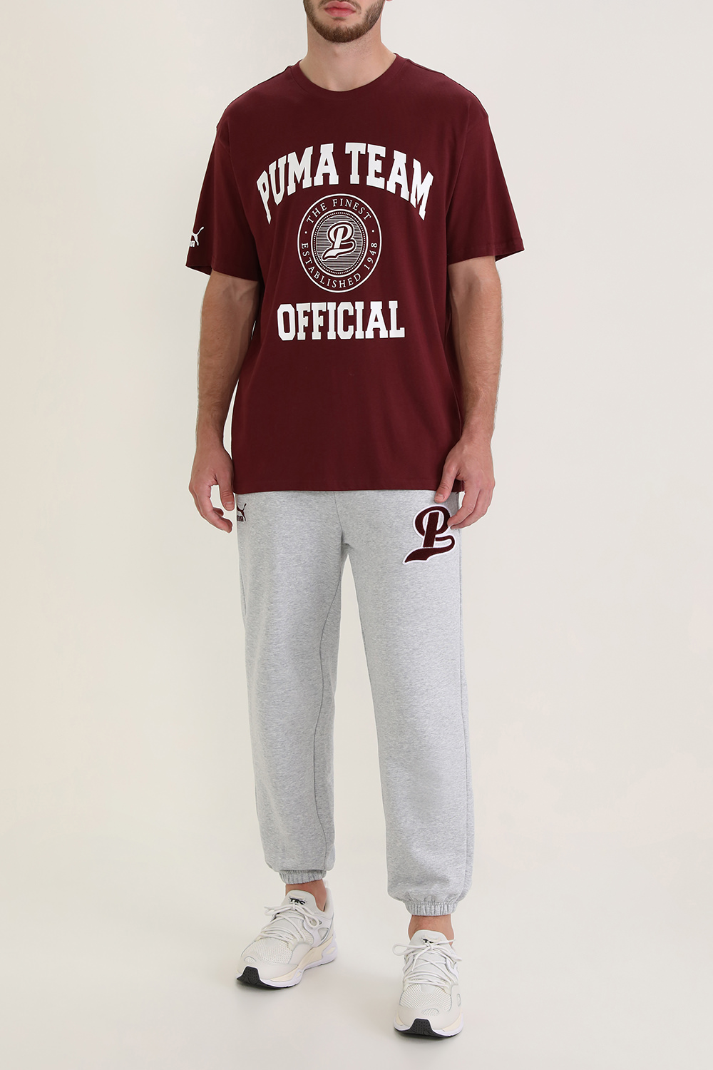 תמונת דוגמן קידמית של סניקרס טי אר אס בלייז מעור