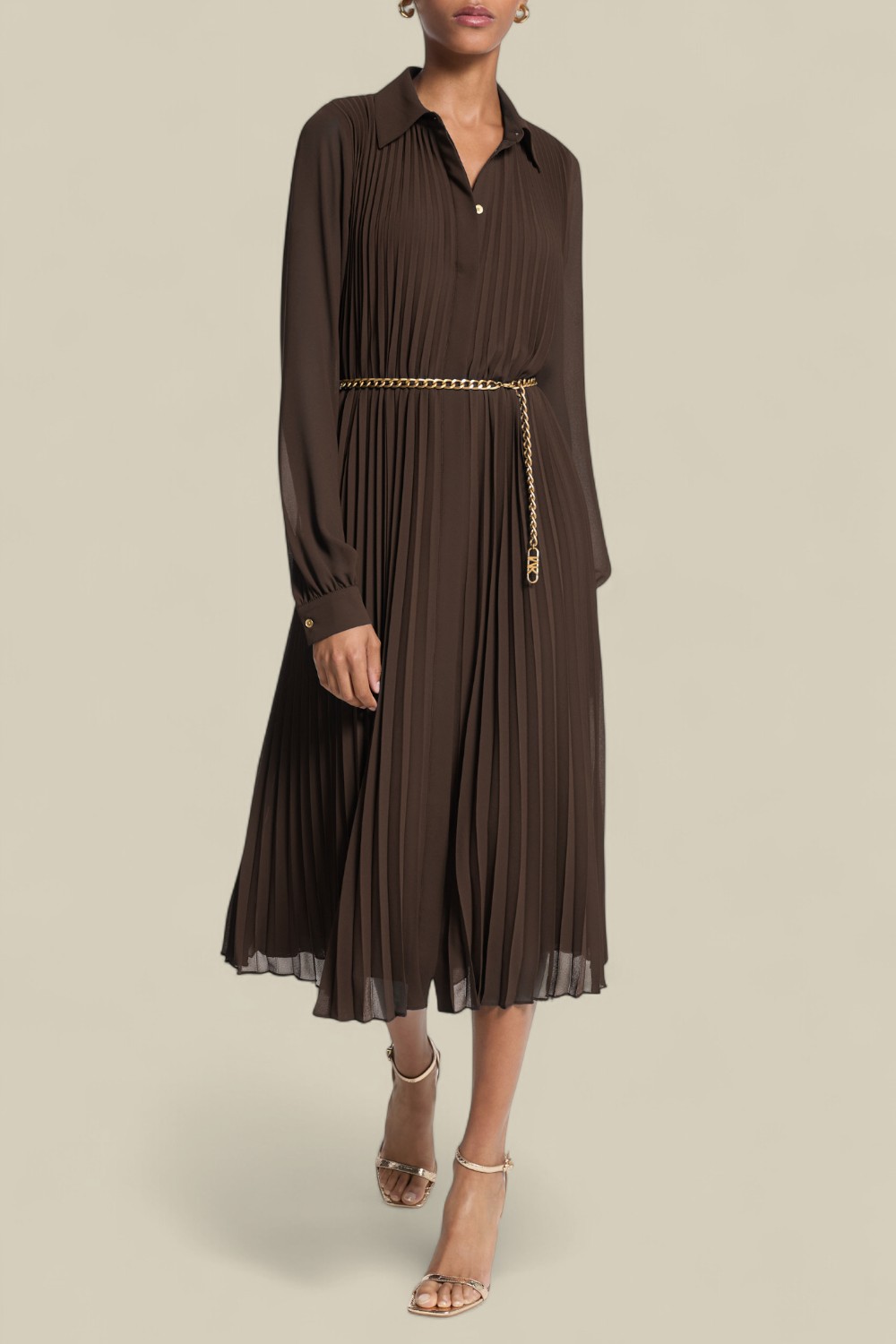 תמונת דוגמן קידמית של שמלת מקסי מכופתרת