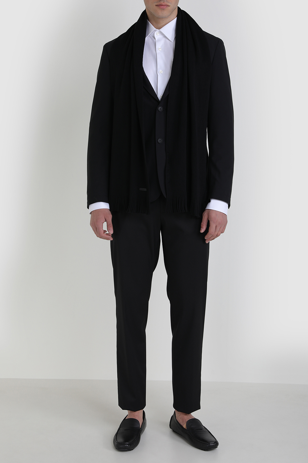 תמונת דוגמן קידמית של צעיף מצמר בתולי