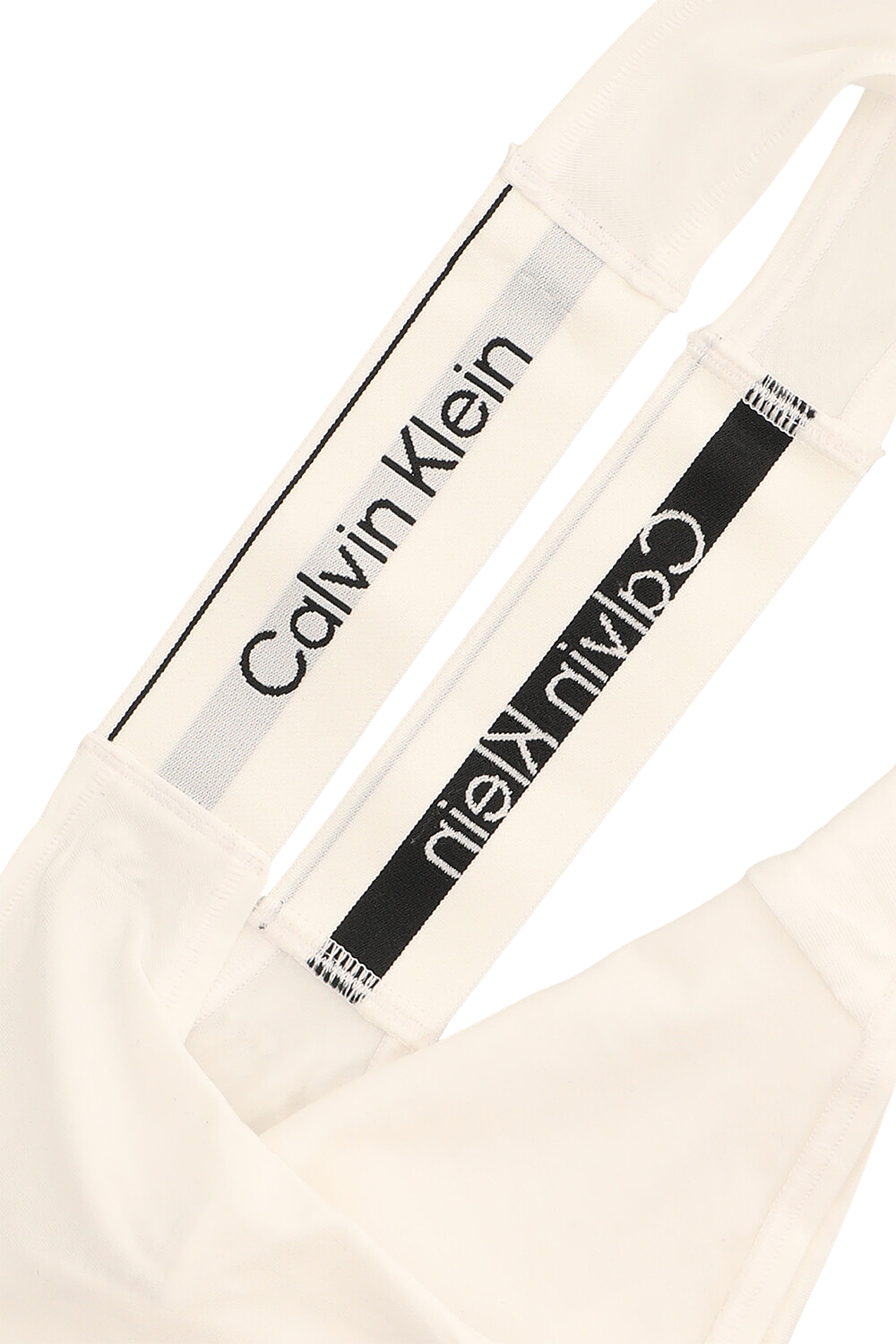 תמונה אחורית של תחתוני ביקיני