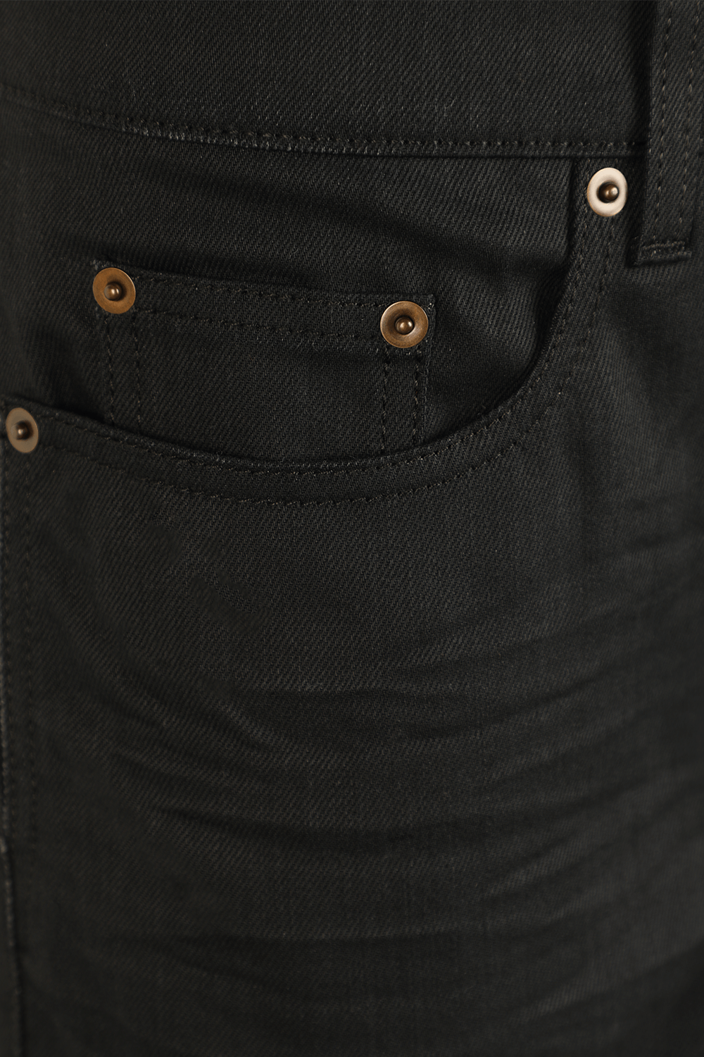 מכנסי ג'ינס סקיני בגוון שחור SAINT LAURENT