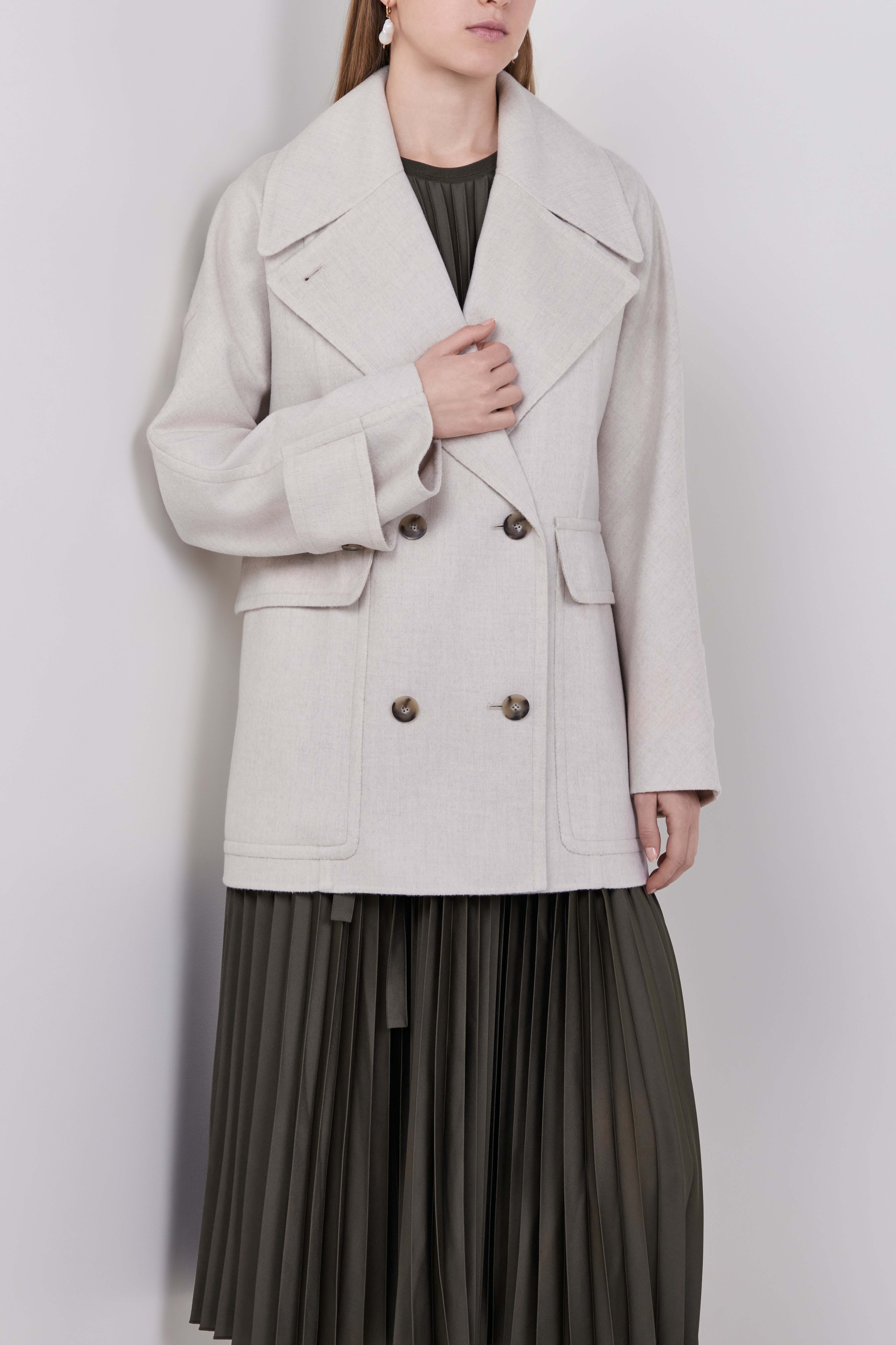 תמונת דוגמן קידמית של מעיל צמר