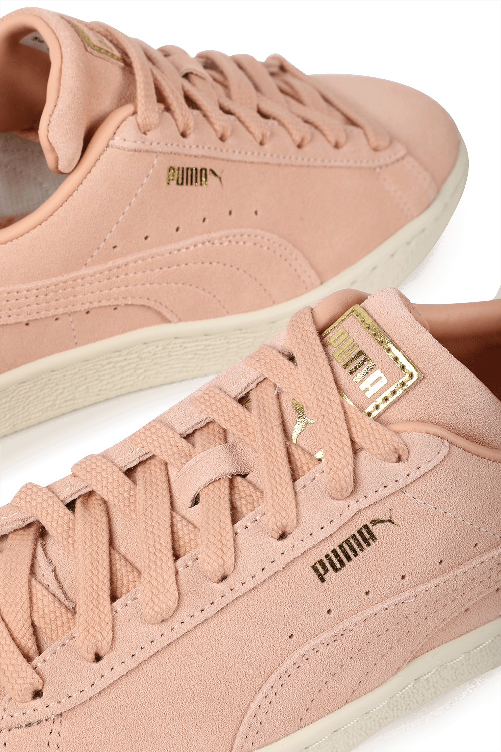 תמונת תקריב של Suede Classic in Pink