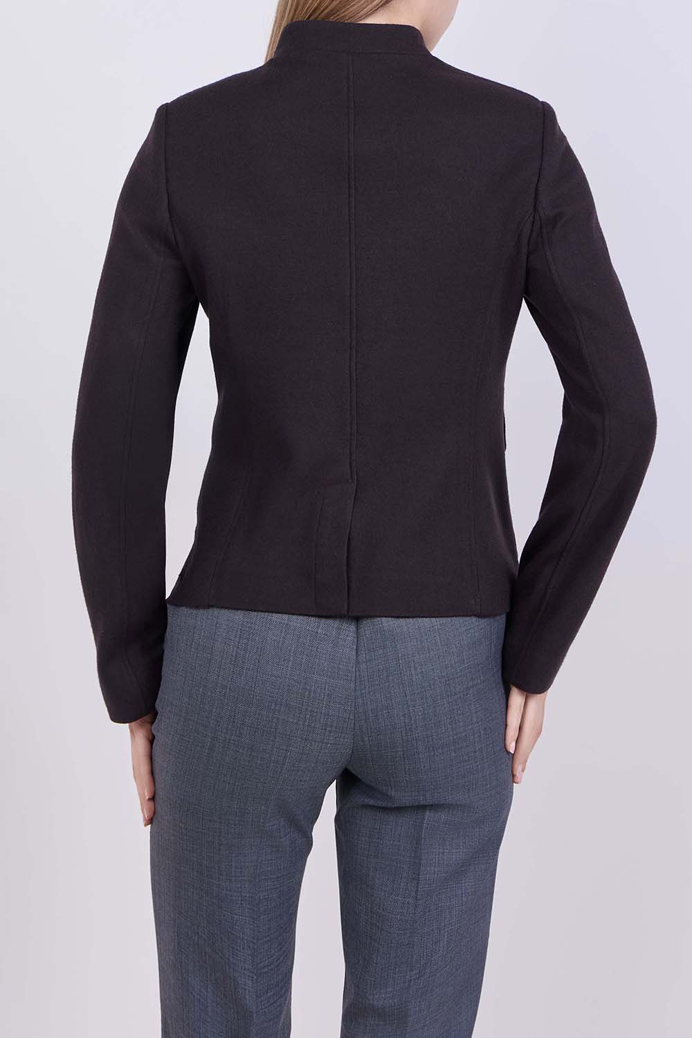 תמונת דוגמן אחורית של ז'קט מרסר צמר