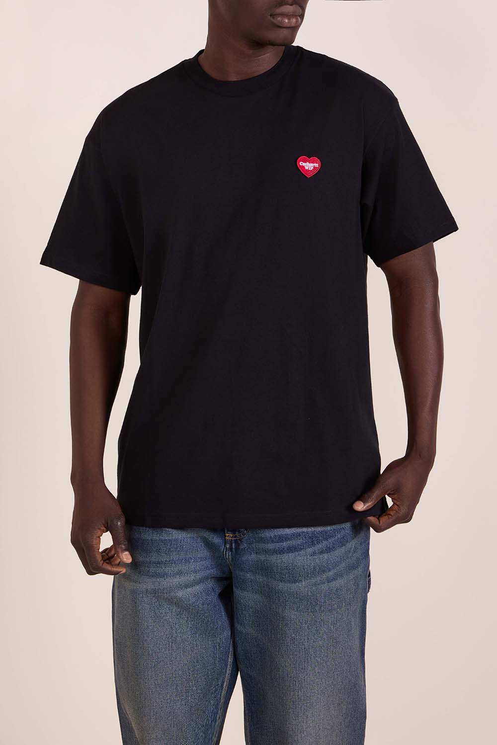 תמונת דוגמן קידמית של חולצת טי בגזרה משוחררת