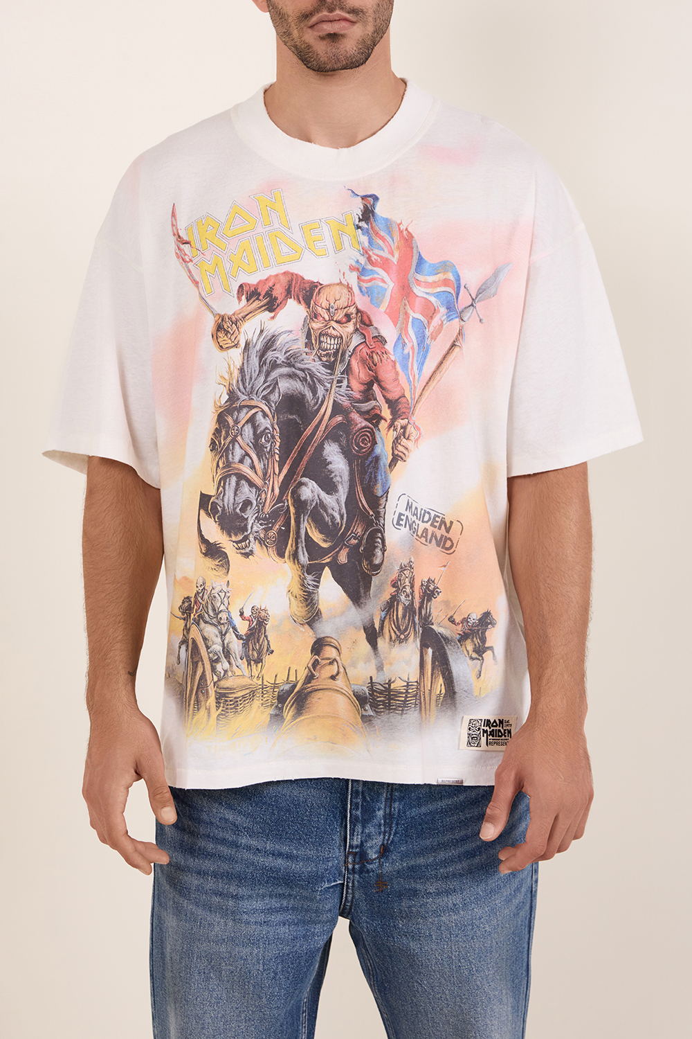 תמונת דוגמן קידמית של חולצת טי במהדורת 50 שנה לאיירון מיידן