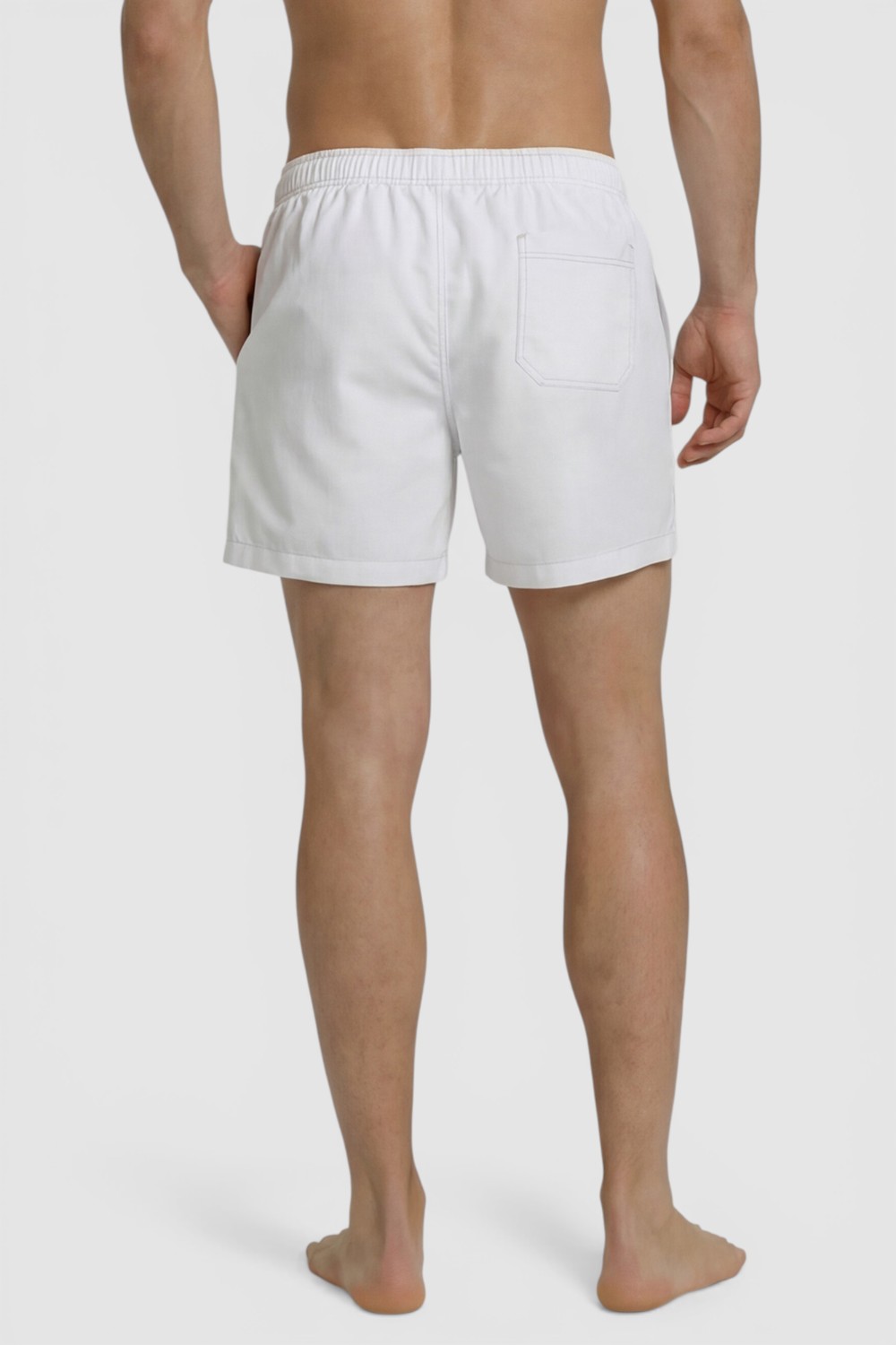 תמונת דוגמן אחורית של מכנסי בגד ים