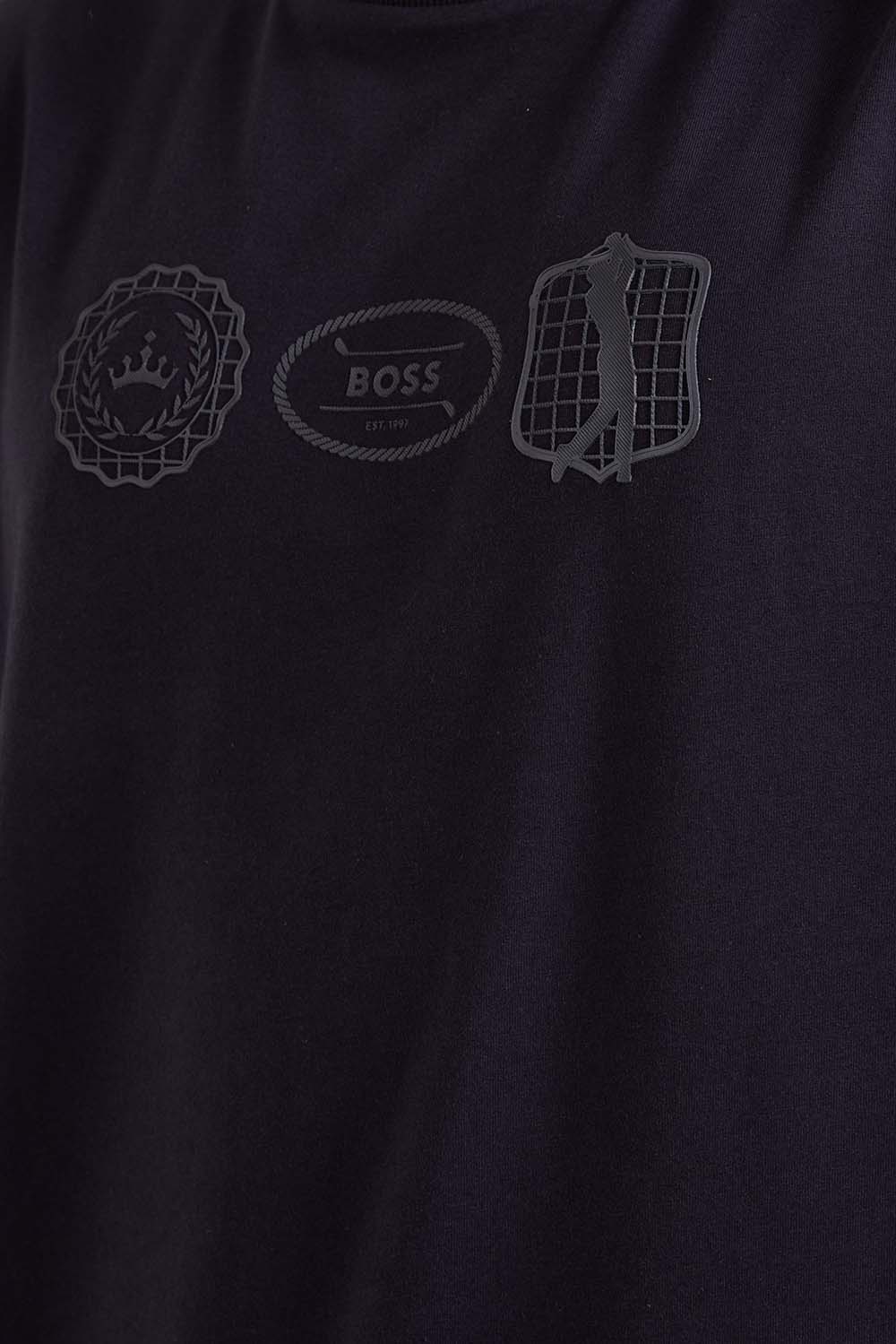 תמונת תקריב דוגמן של חולצת טי