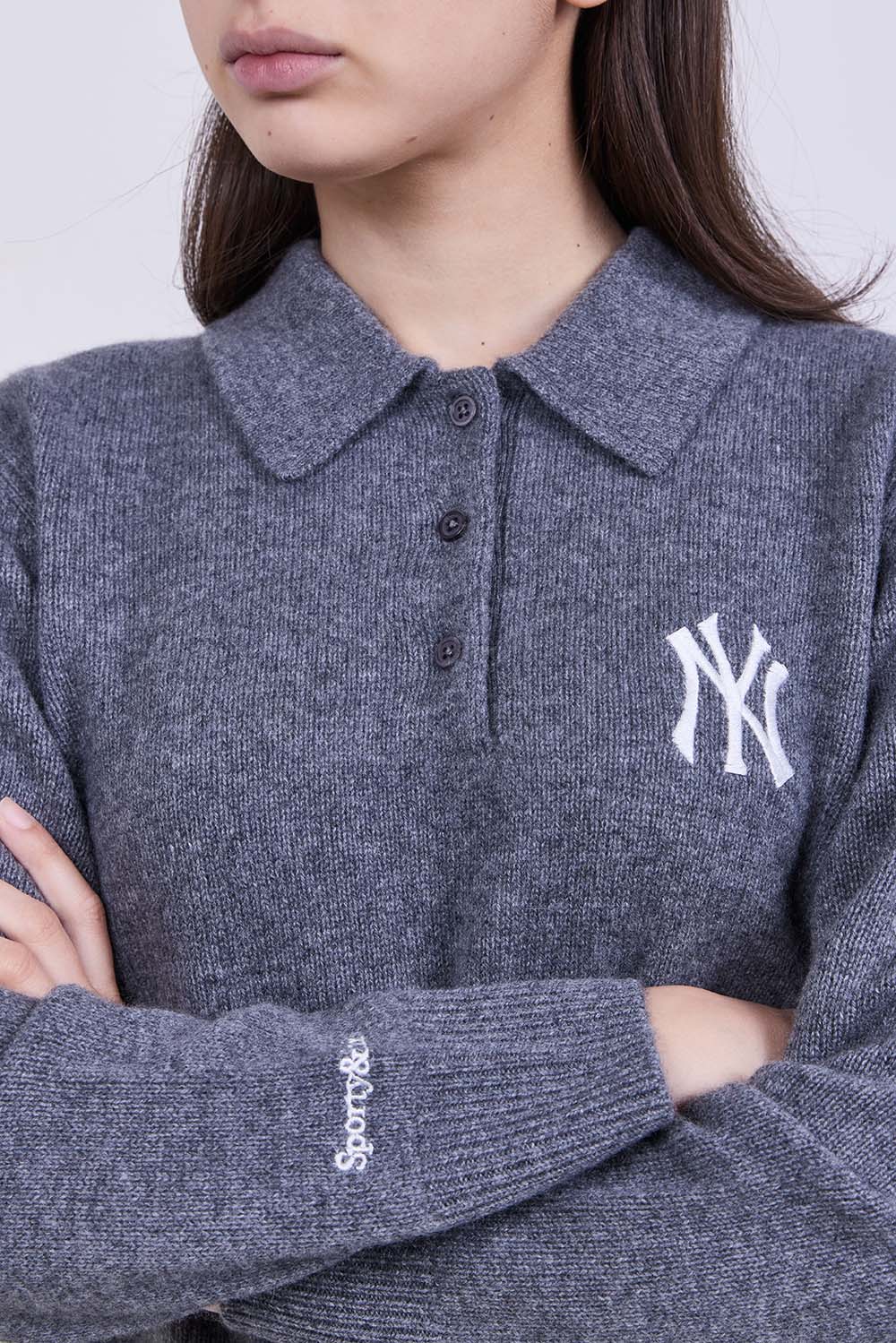 תמונת תקריב דוגמן של סריג פולו יאנקיז