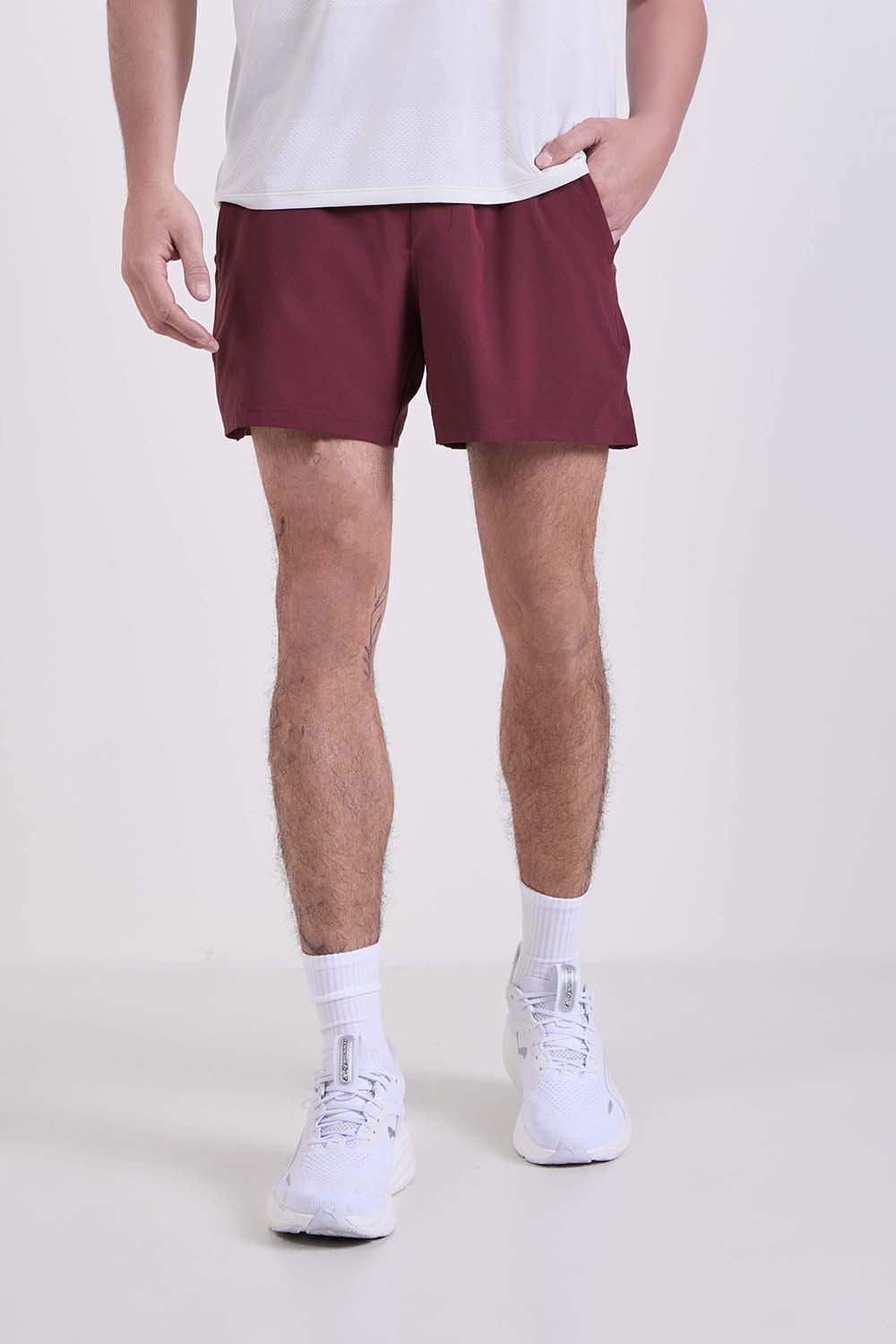 תמונת דוגמן קידמית של Pace Breaker Short LL `5