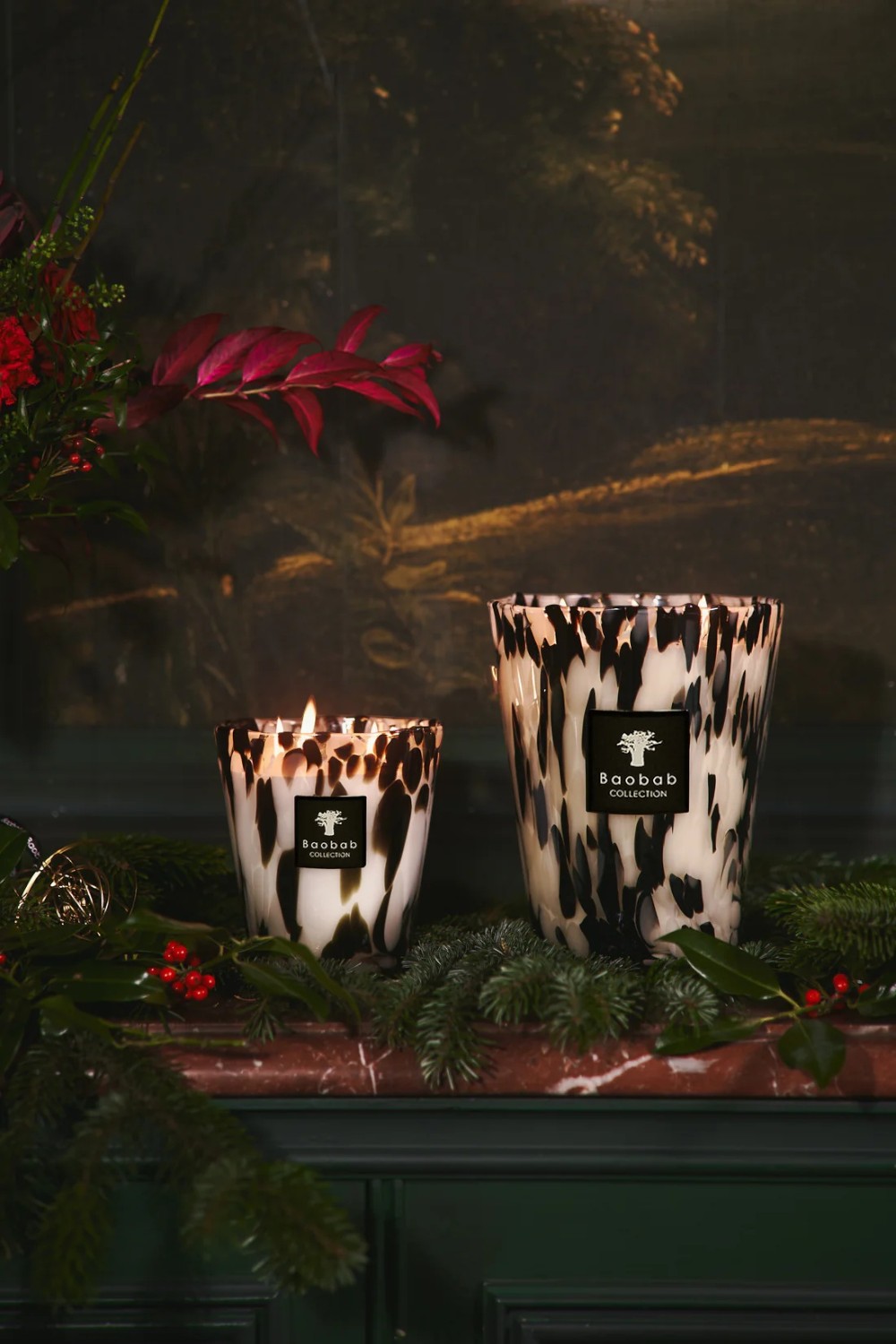 תמונת תקריב של Black Pearls Candle Max 35