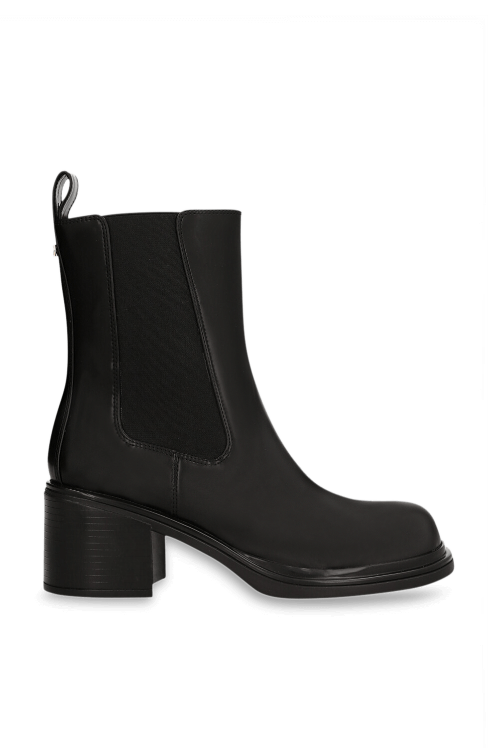 תמונה קידמית של מגפוני עקב