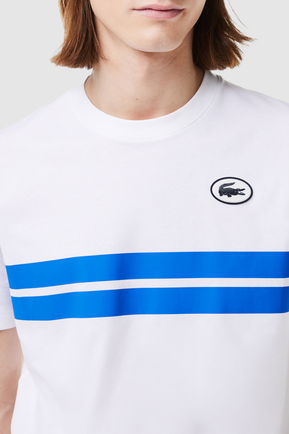 תמונת תקריב דוגמן של חולצת טי