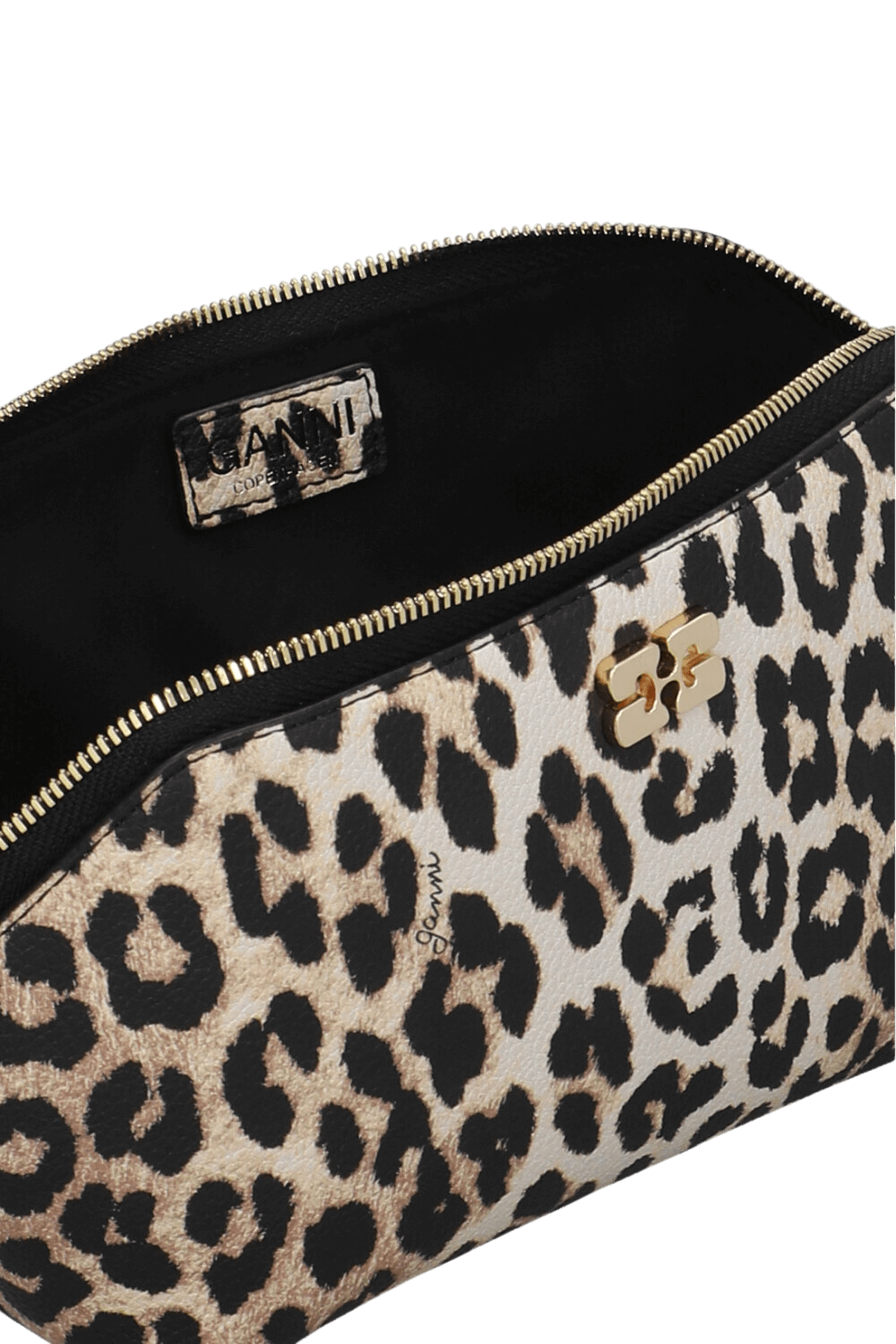 תמונת פנים של תיק איפור