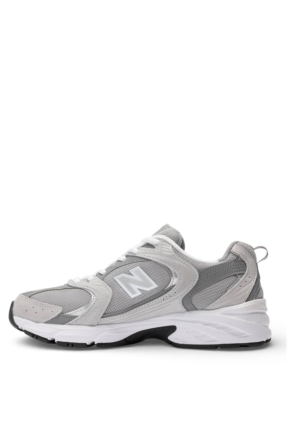 תמונה אחורית של נעלי סניקרס 530