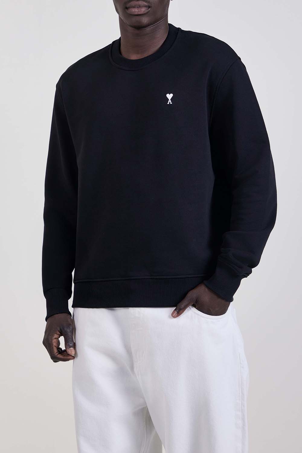 תמונת דוגמן קידמית של סווטשירט