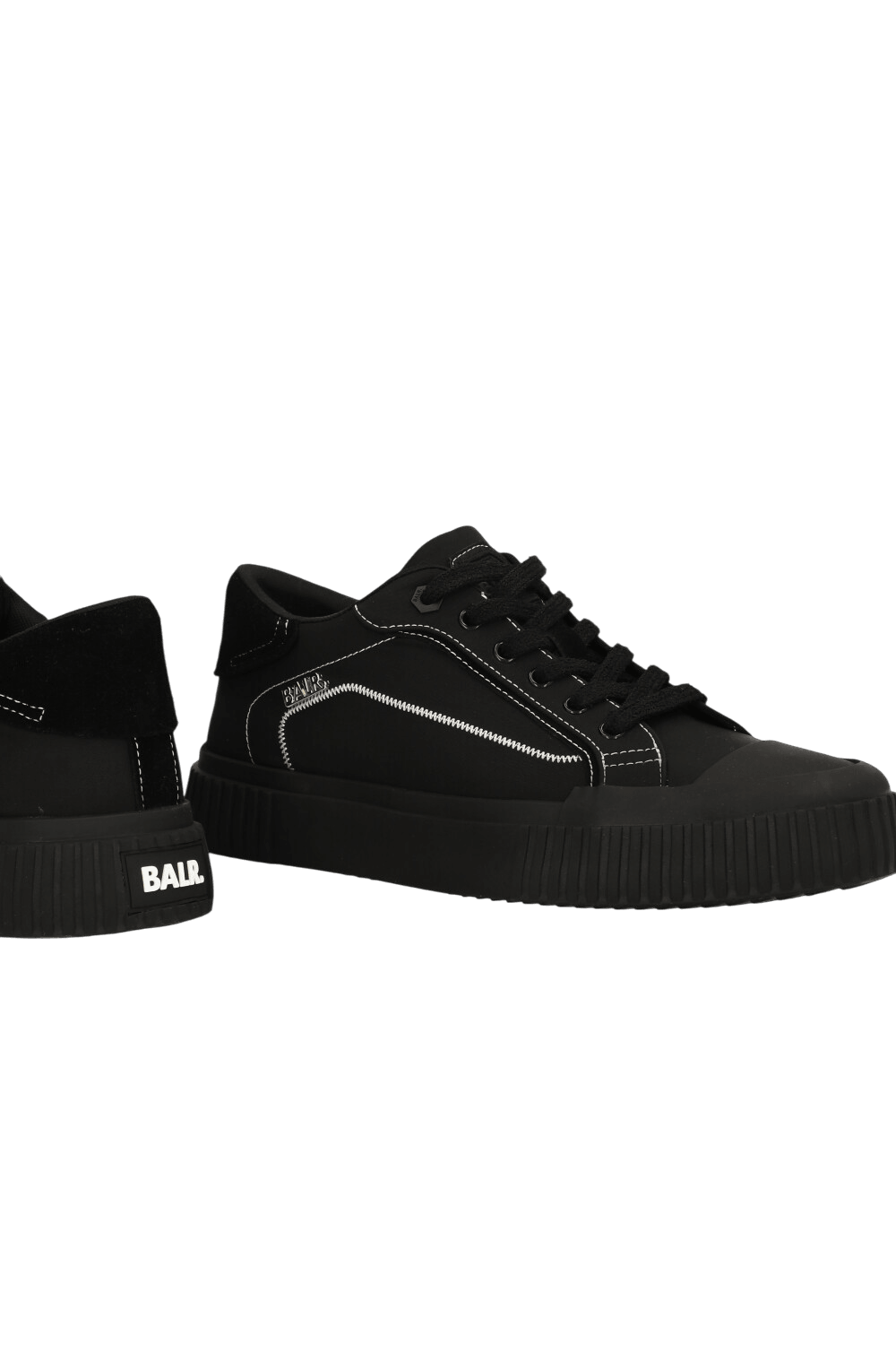 תמונת תקריב של נעלי סניקרס