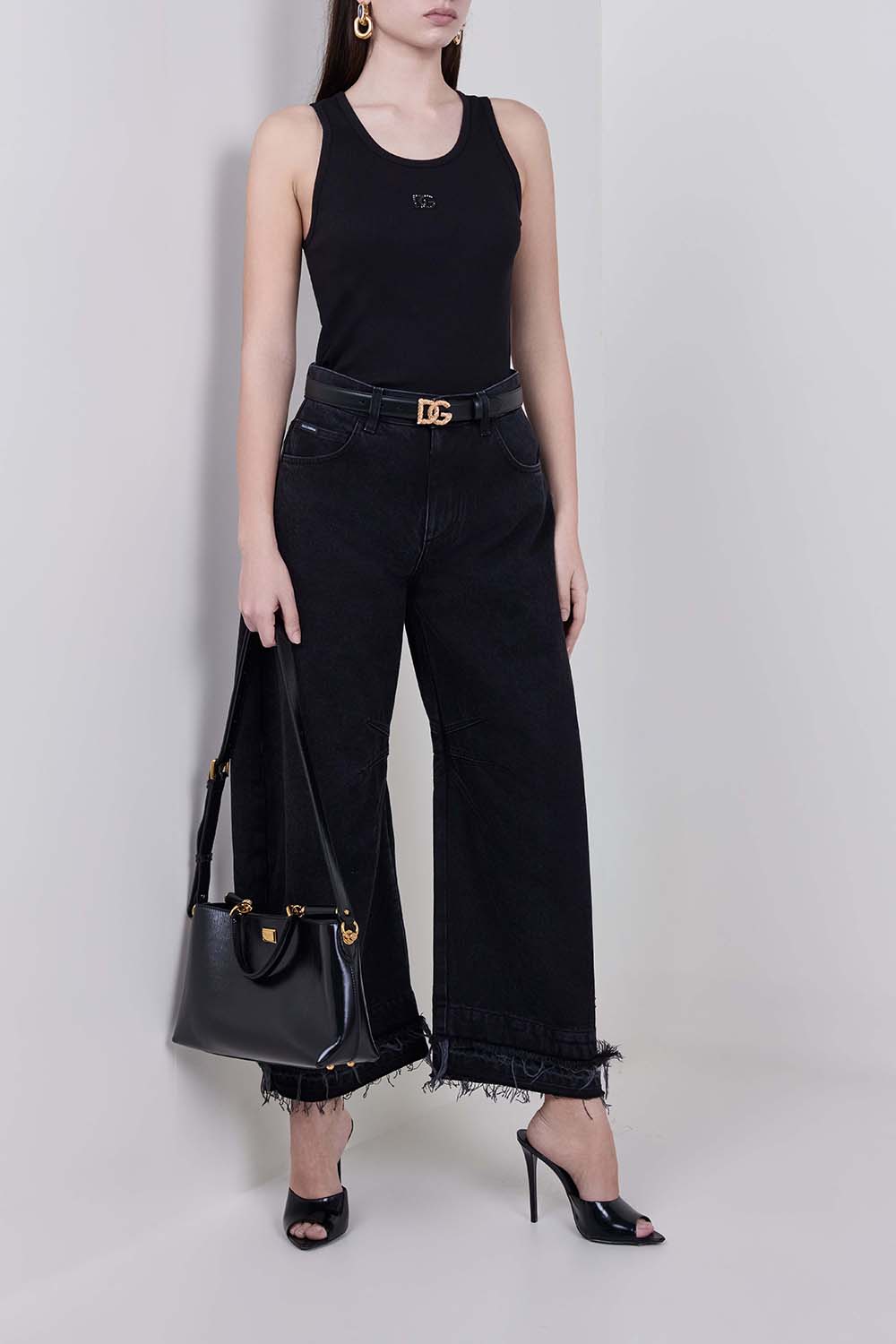 תמונת דוגמן קידמית של חגורת עור