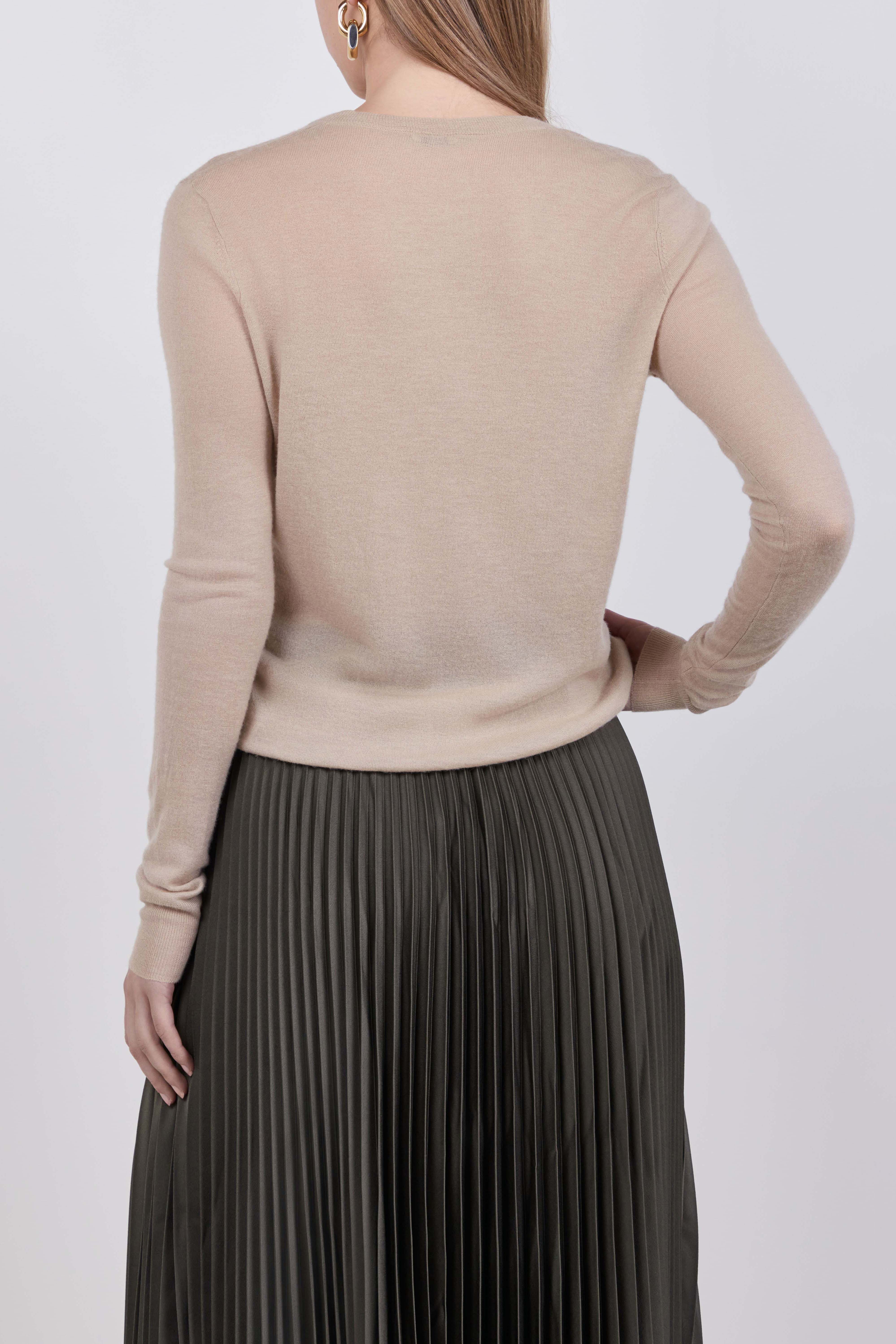 תמונת דוגמן אחורית של סריג קשמיר