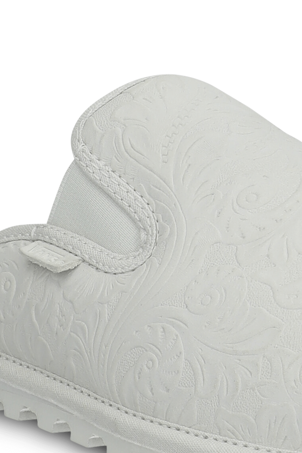 תמונת פנים של נעלי מיולס