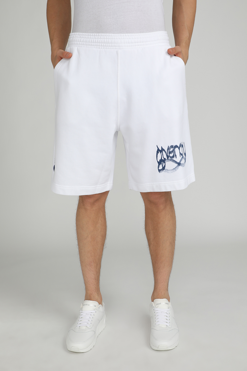 תמונת דוגמן קידמית של מכנס ברמודה גרפיטי