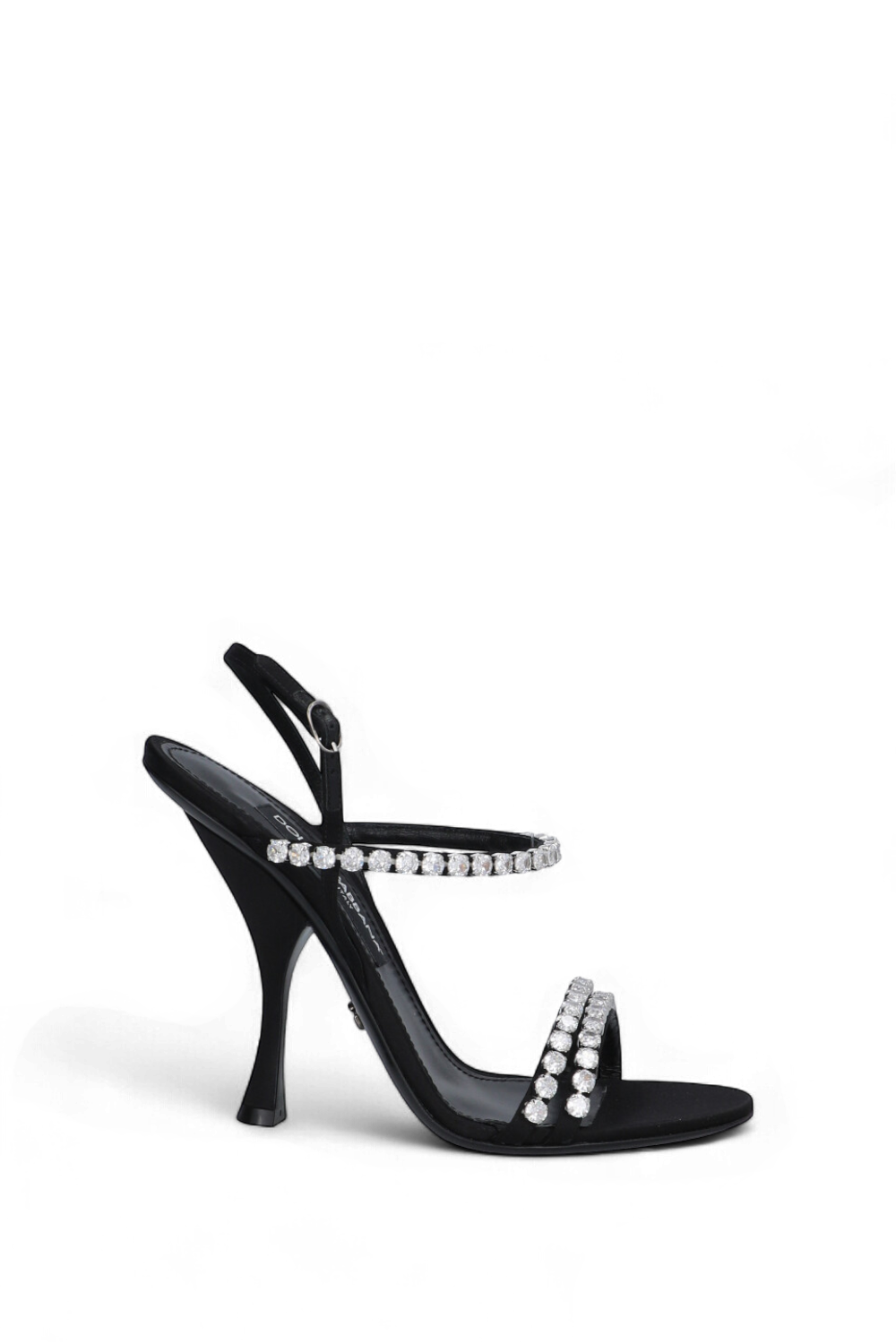 תמונה קידמית של סנדלי עקב קריסטל