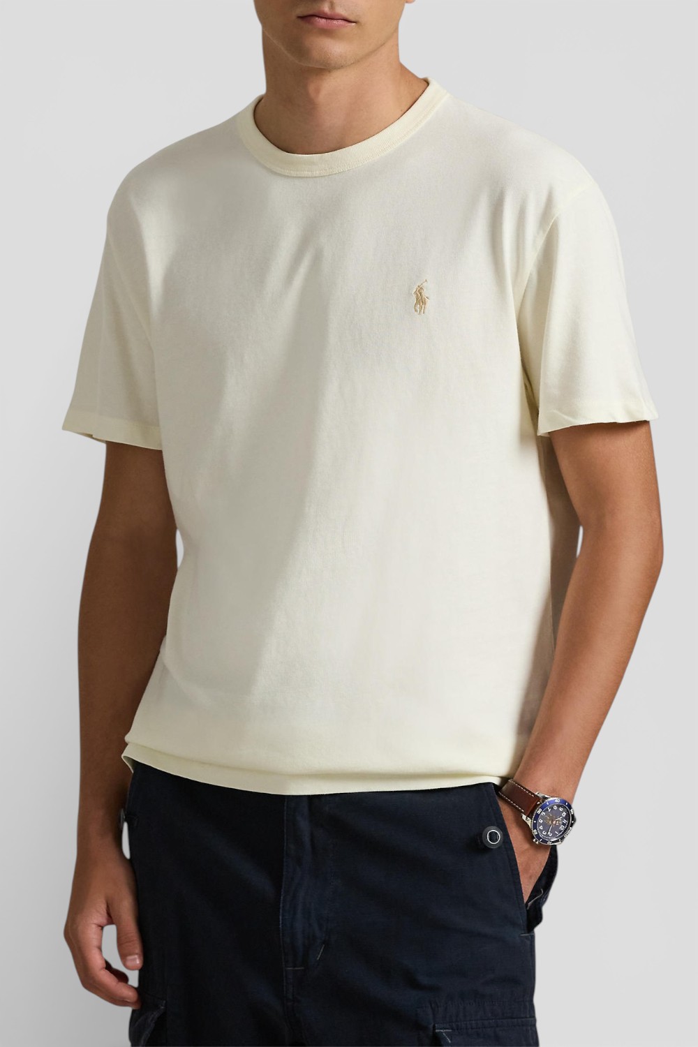 תמונת דוגמן קידמית של חולצת טי מכותנה