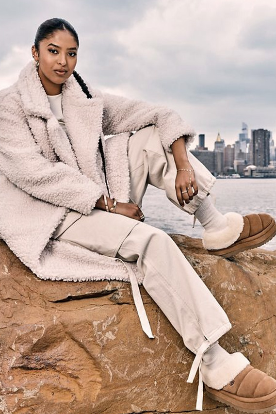 COMFY & COZY
